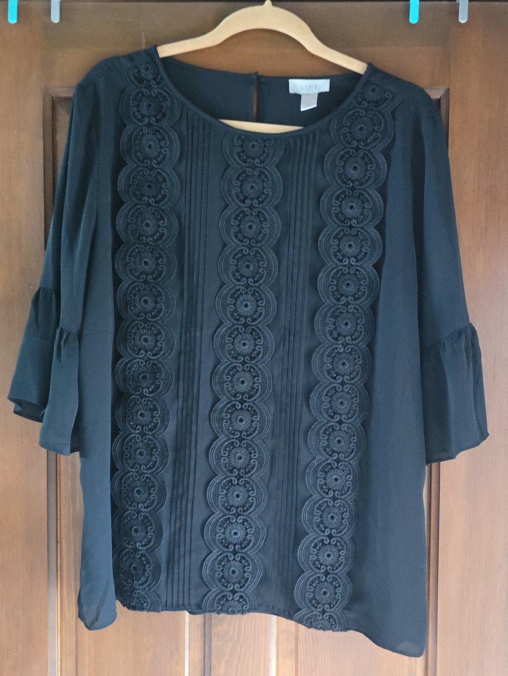 LOFT Black Lace-Trim Appique Women's Blouse Sz Large